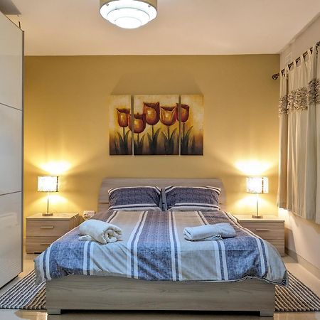 Sweetholidays Malta Leilighet Sliema Eksteriør bilde
